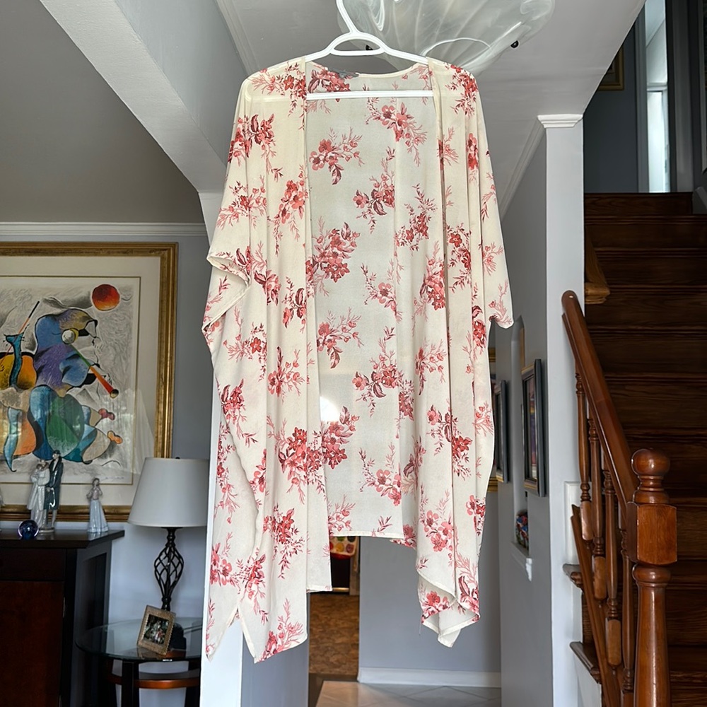 🌺 Pretty Floral Kimono Sz OS